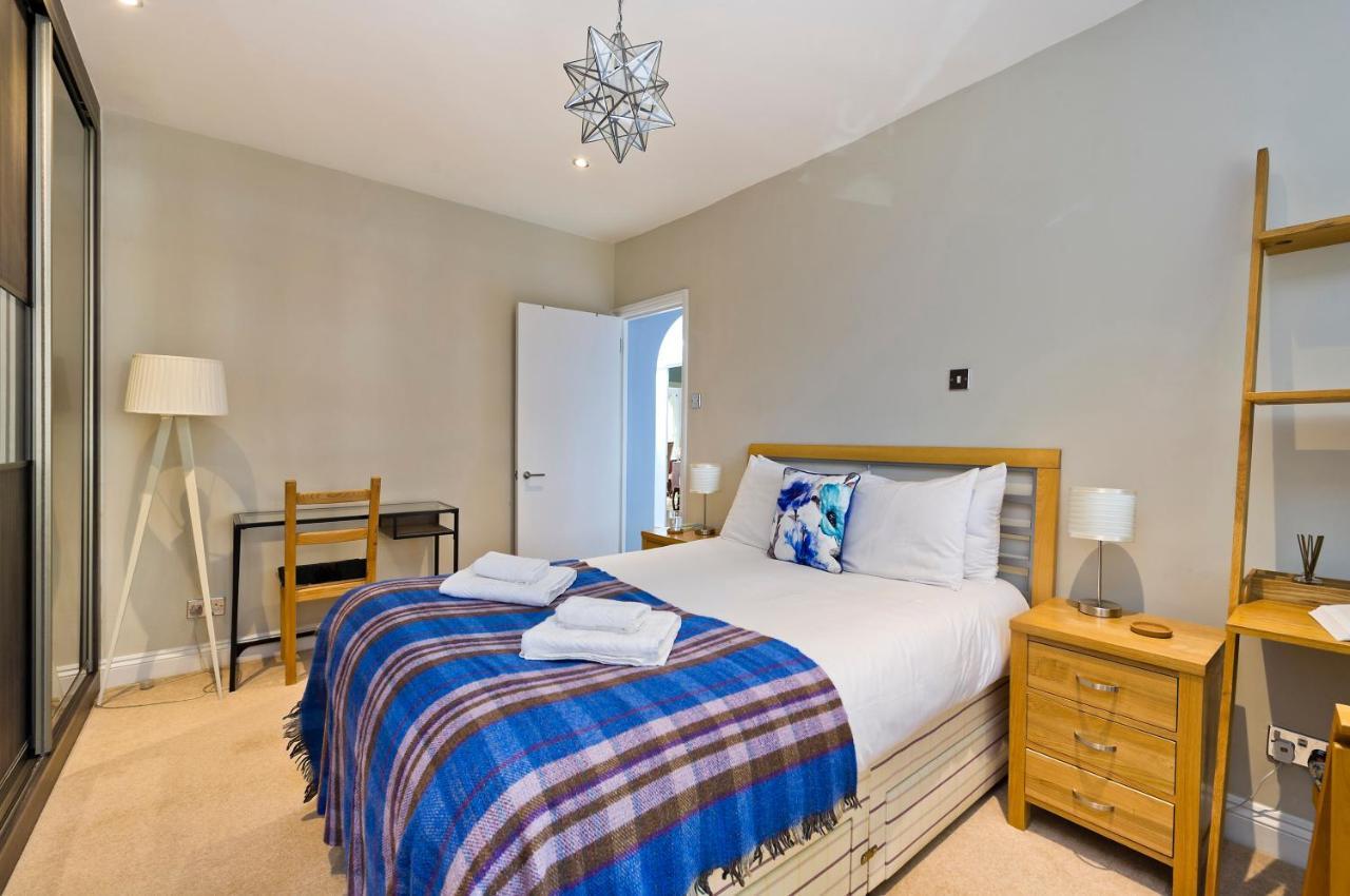 Delightful In Prime Location Near Hampstead Heath By Underthedoormat * Londra